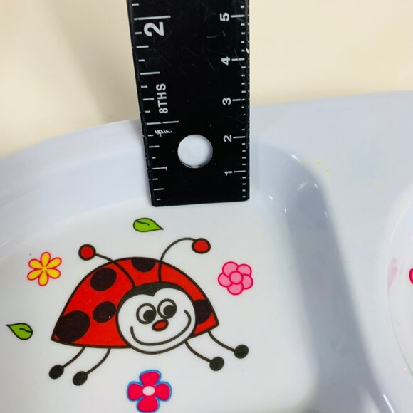 Toddler Set Of 2 Childrens Melamine Dinner Plates 4 Compartment Frog Bugs VTG - Picture 9 of 10